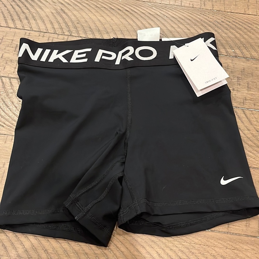 Nike Pros MR 5”